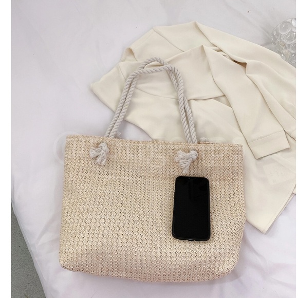 Large Tote Straw Bag Beige Lined Rope Handles - Picture 5 of 6